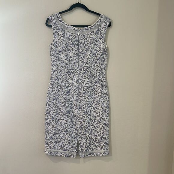 David Warren New York White and Blue Patterned Dress - Picture 4 of 6